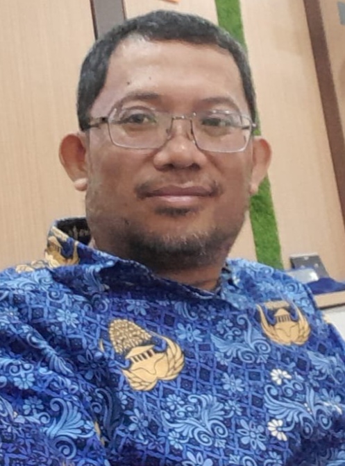 Dindin Rohmatudin,S.Ag